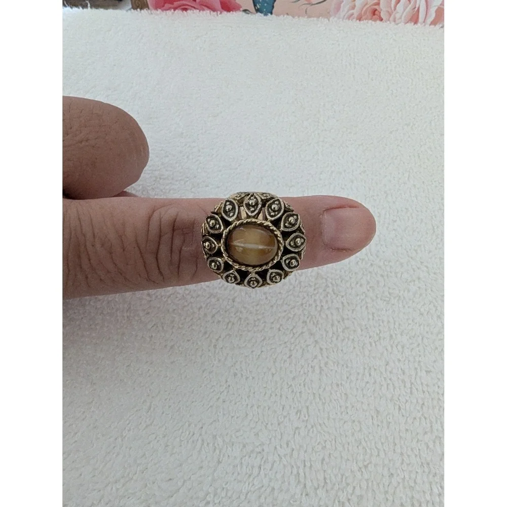 Vintage Gold Tone Statement Ring with Cabochon‎ Stone Made in USA